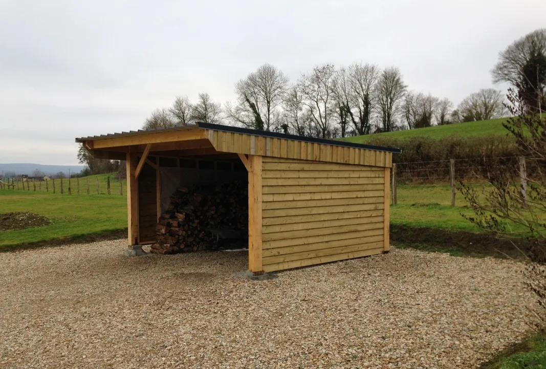 Construction garage, carport